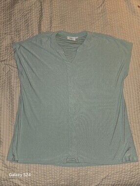 Kim Rogers Mint Green Sleeveless Knit Top